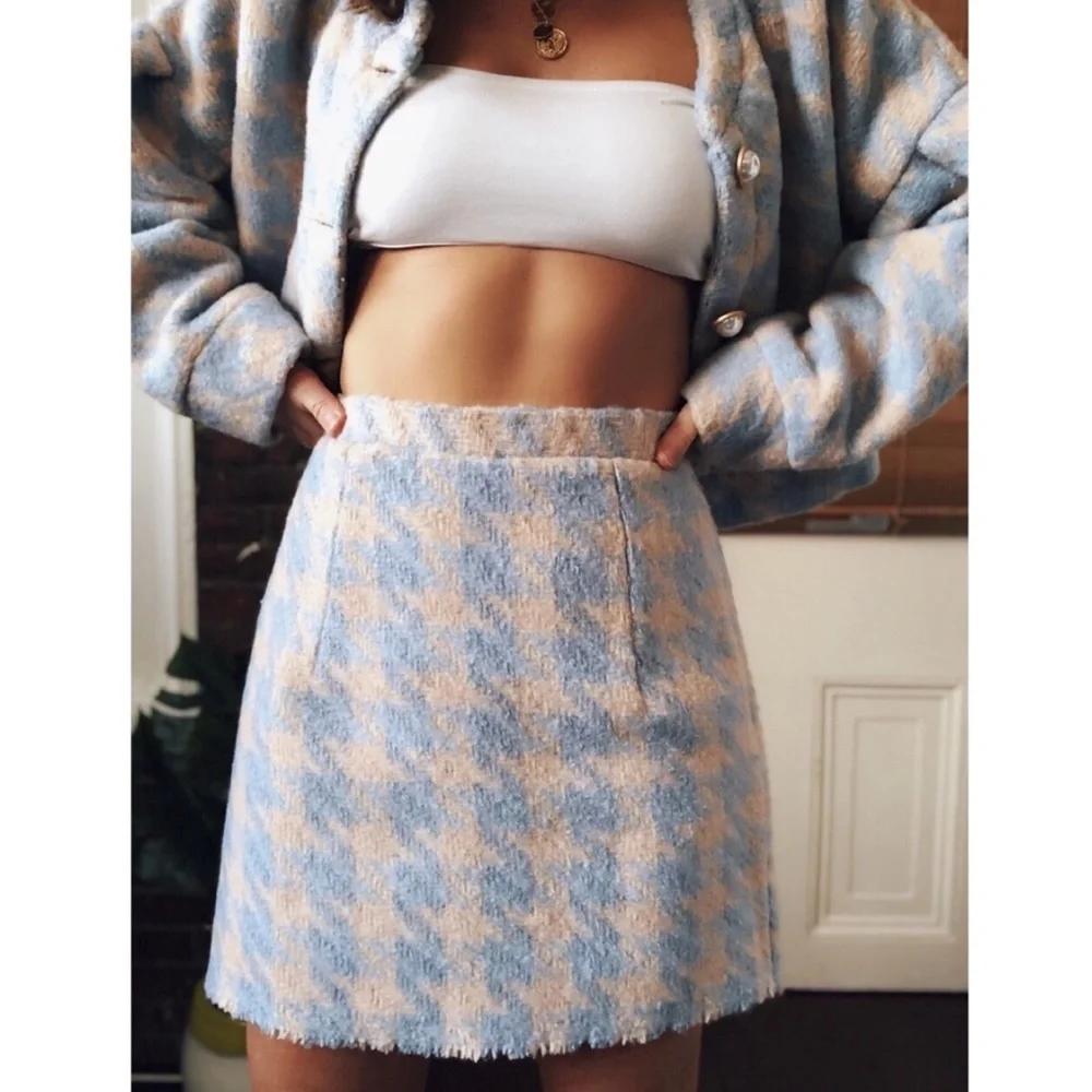 Houndstooth Two-Piece Skirt Set - Picture 5 of 7